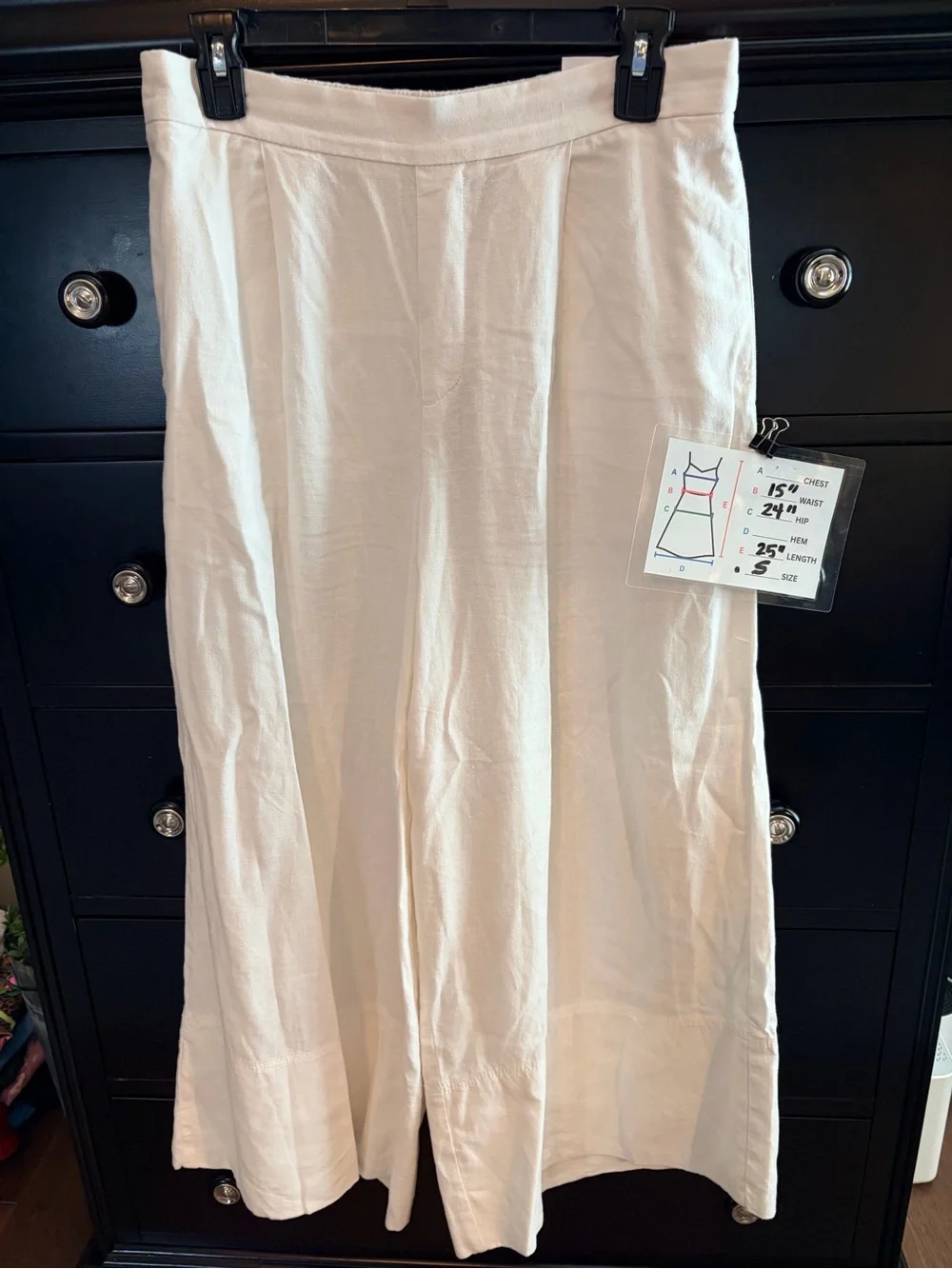 Classic Off-White Wide-Leg Linen Blend Crop Pants